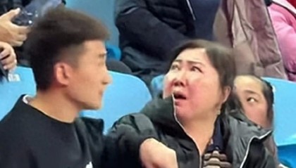 半岛体育-郁闷！孙铭徽家人与安保冲突！布朗疯狂出手26次，决战三分打铁！