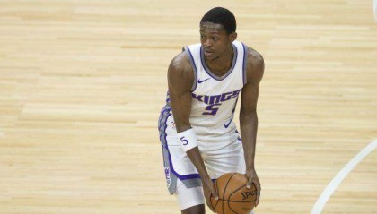 半岛体育官方网站-冲击季后赛关键阶段 国王惨遭四连败或提前掉队？