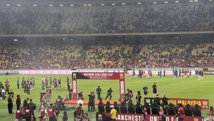 半岛体育-😅就看这？曼联跟队：本场比赛观众人数72550名