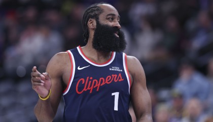 名记：骑士希望哈登提升莫布里&amp;阿伦的表现 同时分担米切尔的担子